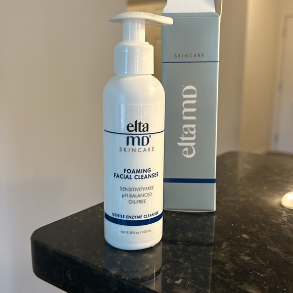 EltaMD Foaming Facial Cleanser 3.38oz/100ml Gentle Enzyme Cleanser NEW/SEALED! - Picture 5 of 6